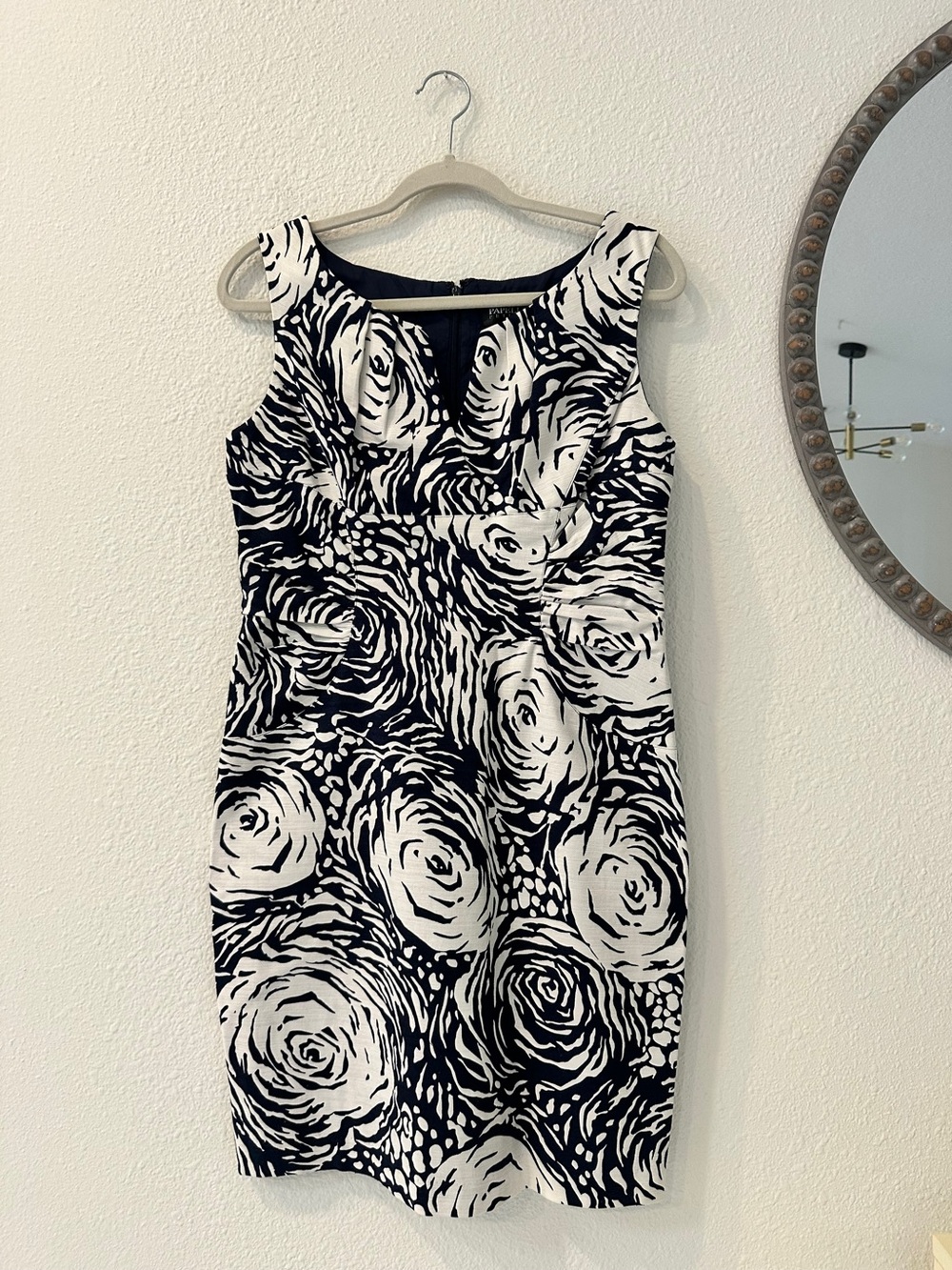 Adriana Papell Sleeveless Dark Navy and White Floral Sheath Dress